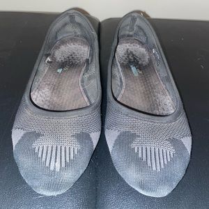black flats, Skechers, size 8